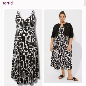 Torrid Tea Length Stretch Challis Trapeze Dress Gravigating Geo Cloud Dancer 2X